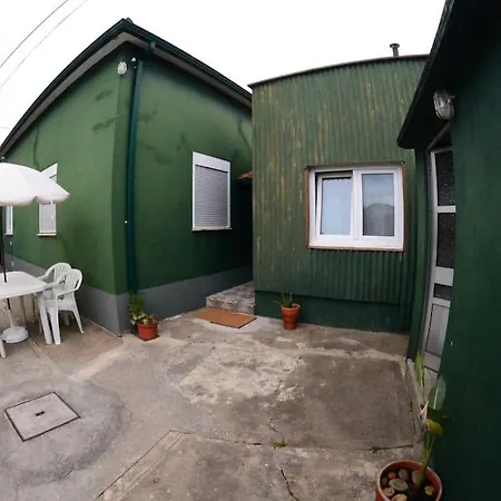 Agra Pet House Ii Milheiros